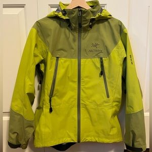Arc’teryx Gore-Tex Shell Jacket